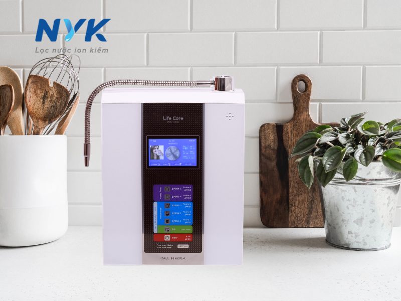 máy điện giải Lifecore 6000