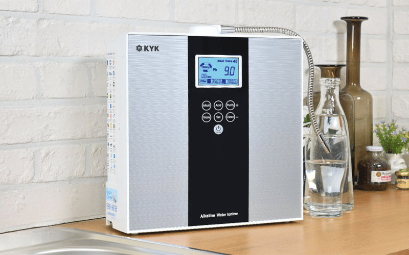 Nhà ít người có nên dùng máy lọc nước âm tủ? TOP 3 lí do cần xem xét Máy điện giải KYK 33000